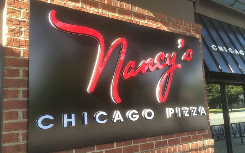 Illuminated Acrylic Letters mounted on Panel for pizza restaurant outside